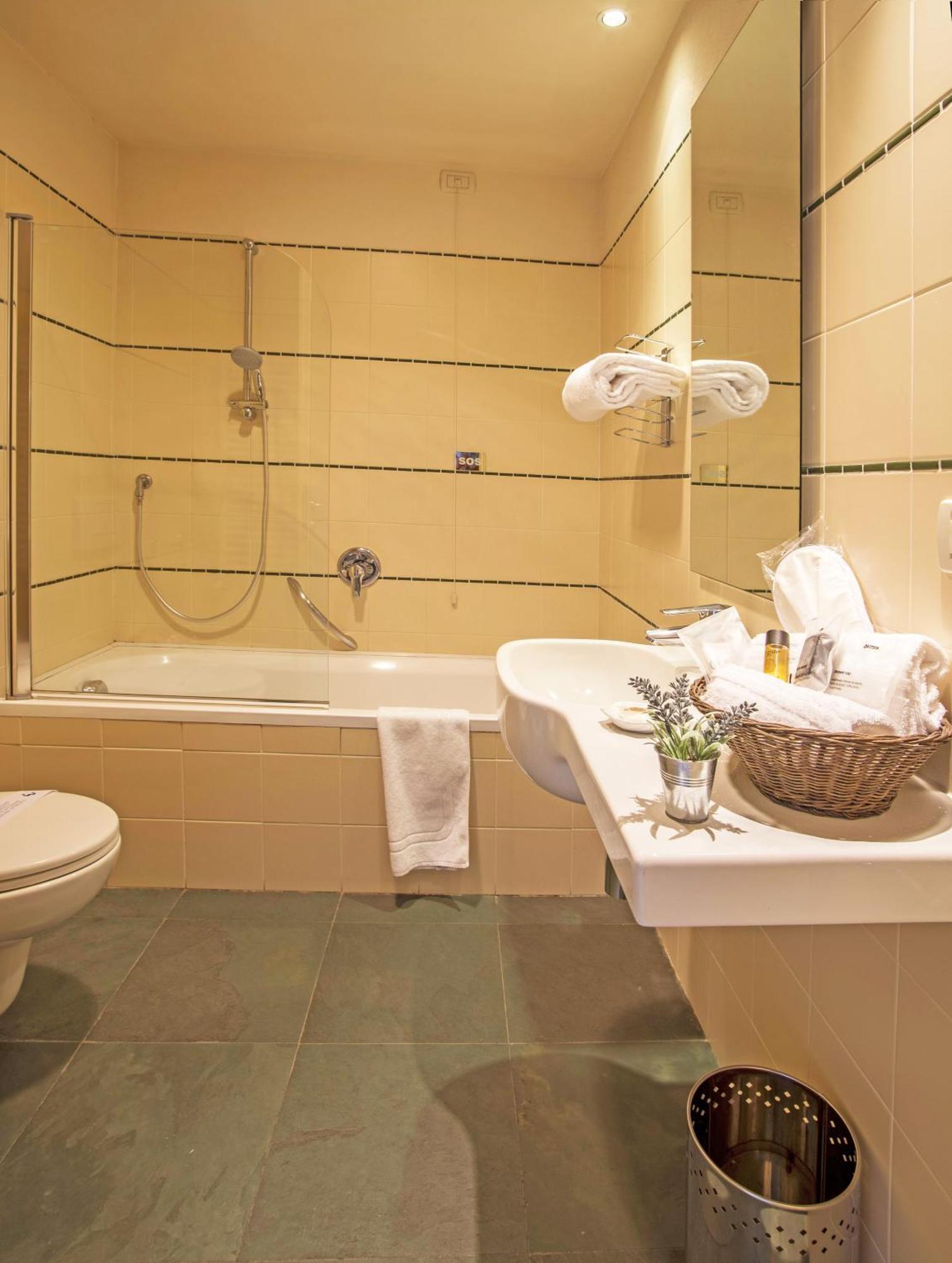 Hotel Antico Podere Propano Saluzzo Ngoại thất bức ảnh